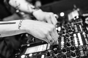 jasa-sewa-dj
