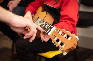 les-gitar-anak