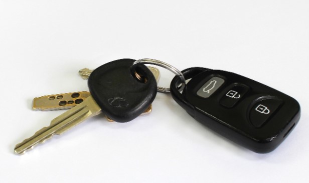 jasa-service-remote-mobil