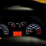 service-speedometer-mobil