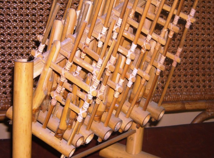 alat-musik-dari-sunda