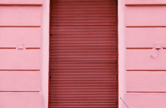 cat-tembok-warna-peach