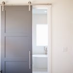 pintu-kamar-mandi-mewah