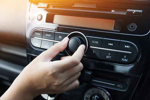 instalasi-audio-mobil-bandung