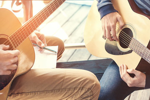 les-gitar-terdekat