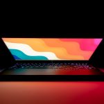 biaya-perbaikan-engsel-laptop