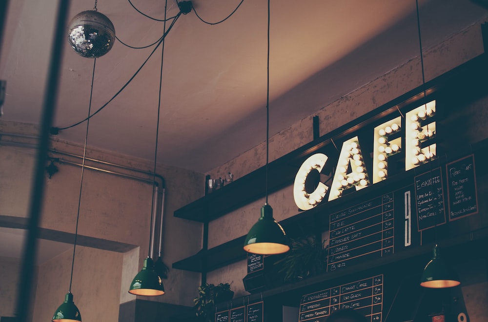 warna-cafe-yang-menarik
