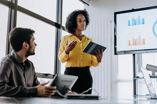 Bongkar-Strategi-Tingkatkan-Performa-Tim-Sales-dengan-ROF-Model