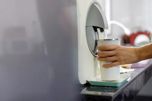 service dispenser